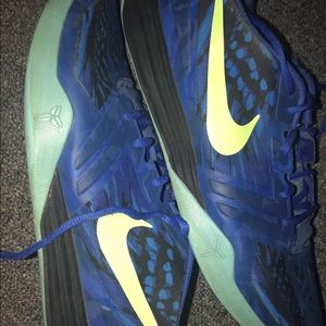 Men’s Kobe Mentality Mamba size 12